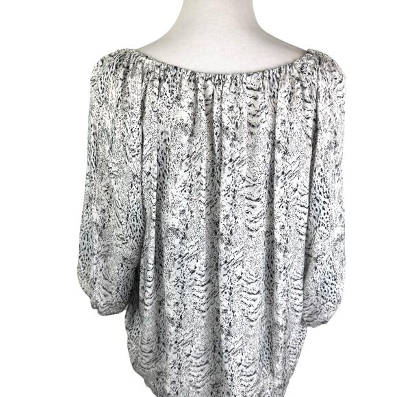 Joie Newbury Black White Print Off The Shoulder 100% Silk Flowing Blouse Top - Picture 6 of 12